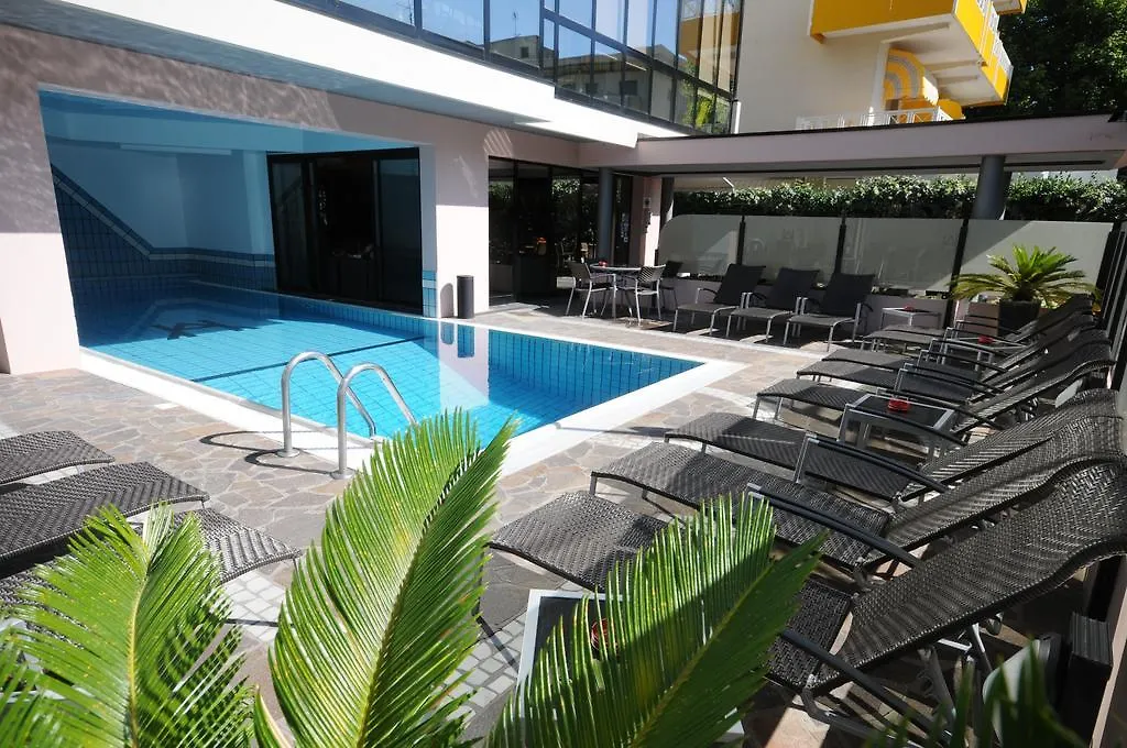 Hotel Ambassador contacts